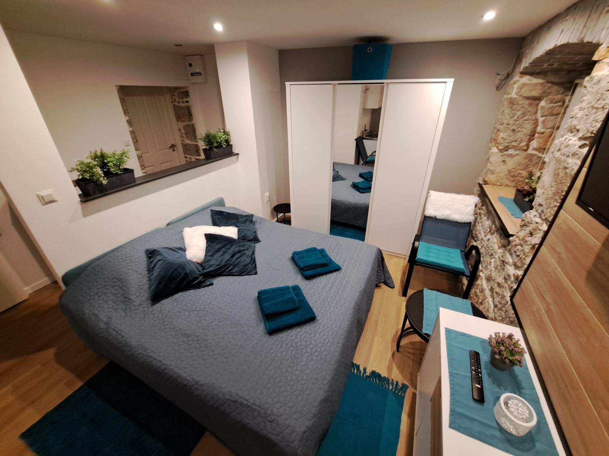 Apartman Barocco ロヴラン エクステリア 写真