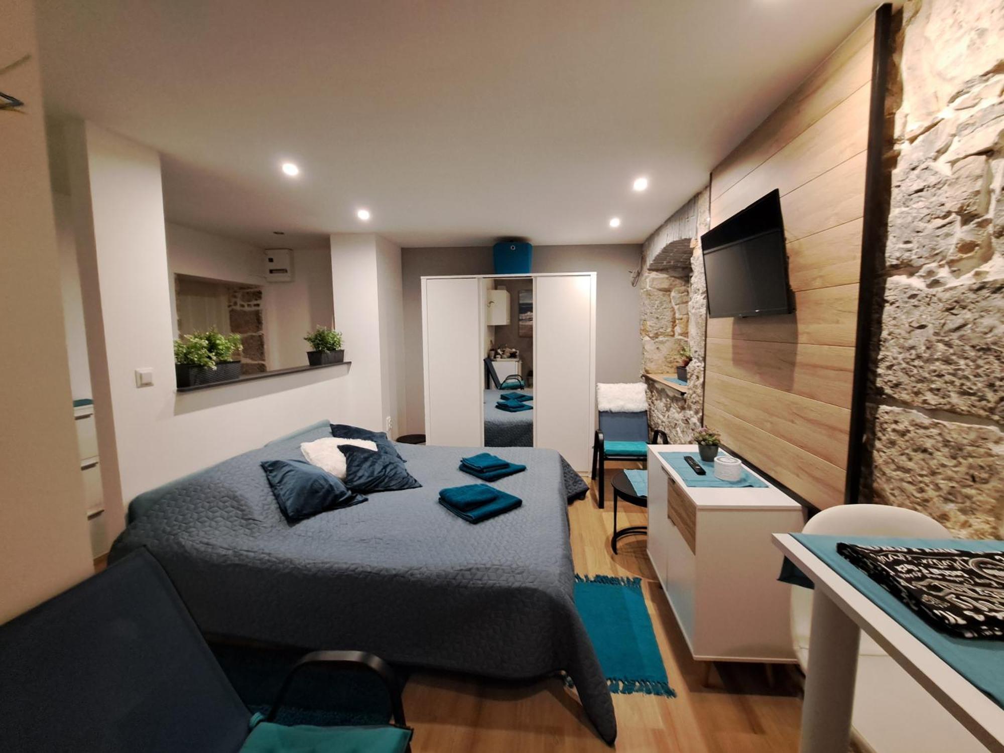 Apartman Barocco ロヴラン エクステリア 写真